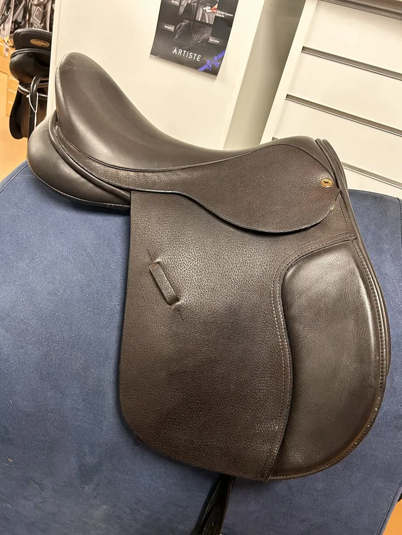 Black Country GP Event 17.5 with Freedom Tree Saddle in Brown